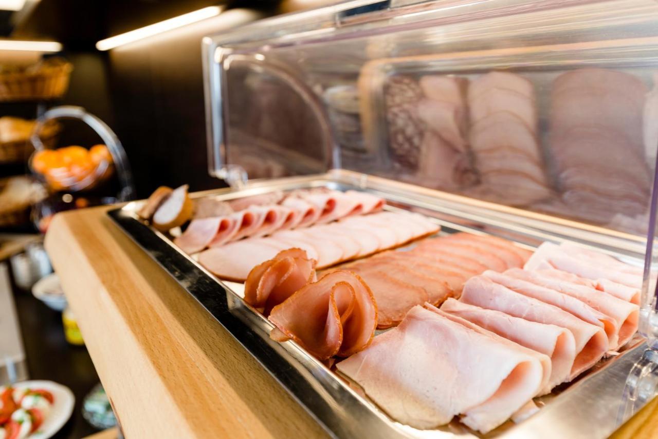 Hotel Restaurant Zwergschloesschen Gera Ngoại thất bức ảnh