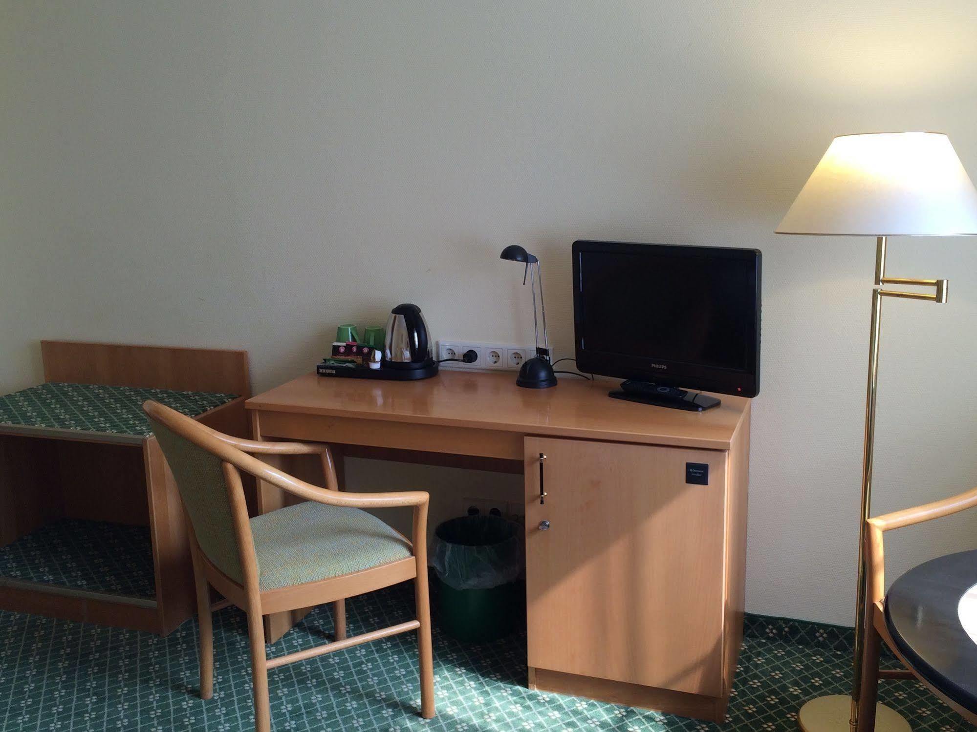 Hotel Restaurant Zwergschloesschen Gera Ngoại thất bức ảnh