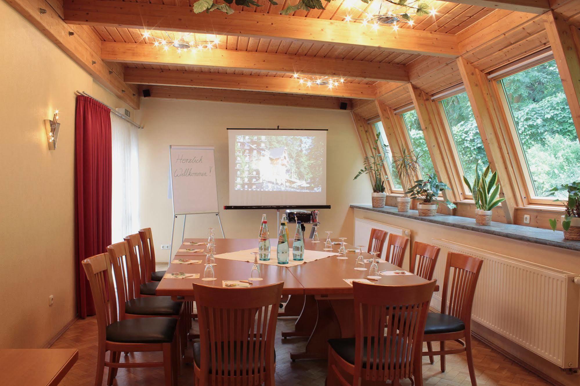 Hotel Restaurant Zwergschloesschen Gera Ngoại thất bức ảnh